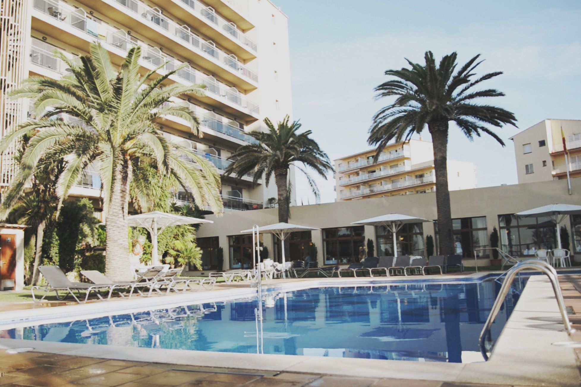 Hotel Monterrey Roses By Pierre & Vacances Zewnętrze zdjęcie
